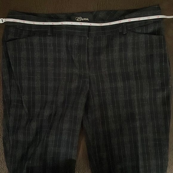 Guess plaid pants - Picture 2 of 3